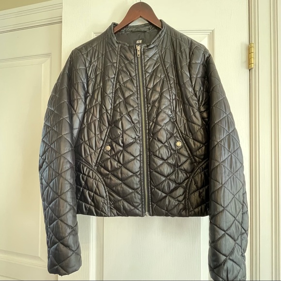 H&M Black quilted cropped jacket size 14 - Picture 2 of 10